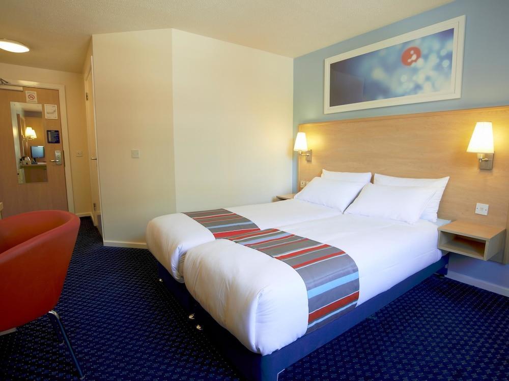 Travelodge Glasgow Airport Hotel Kültér fotó