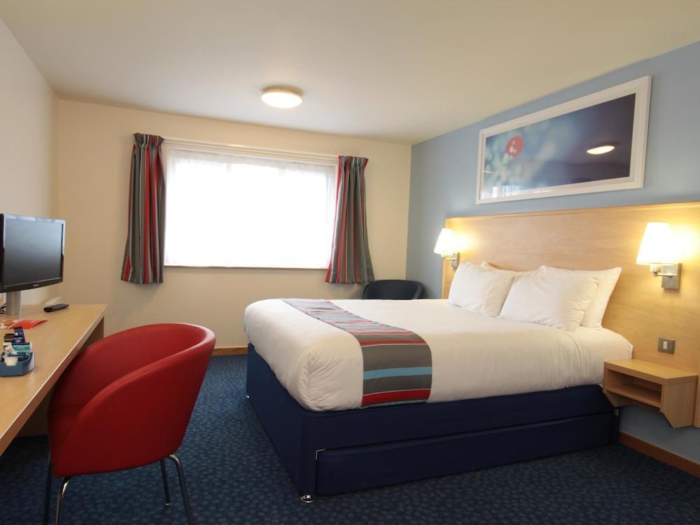 Travelodge Glasgow Airport Hotel Kültér fotó
