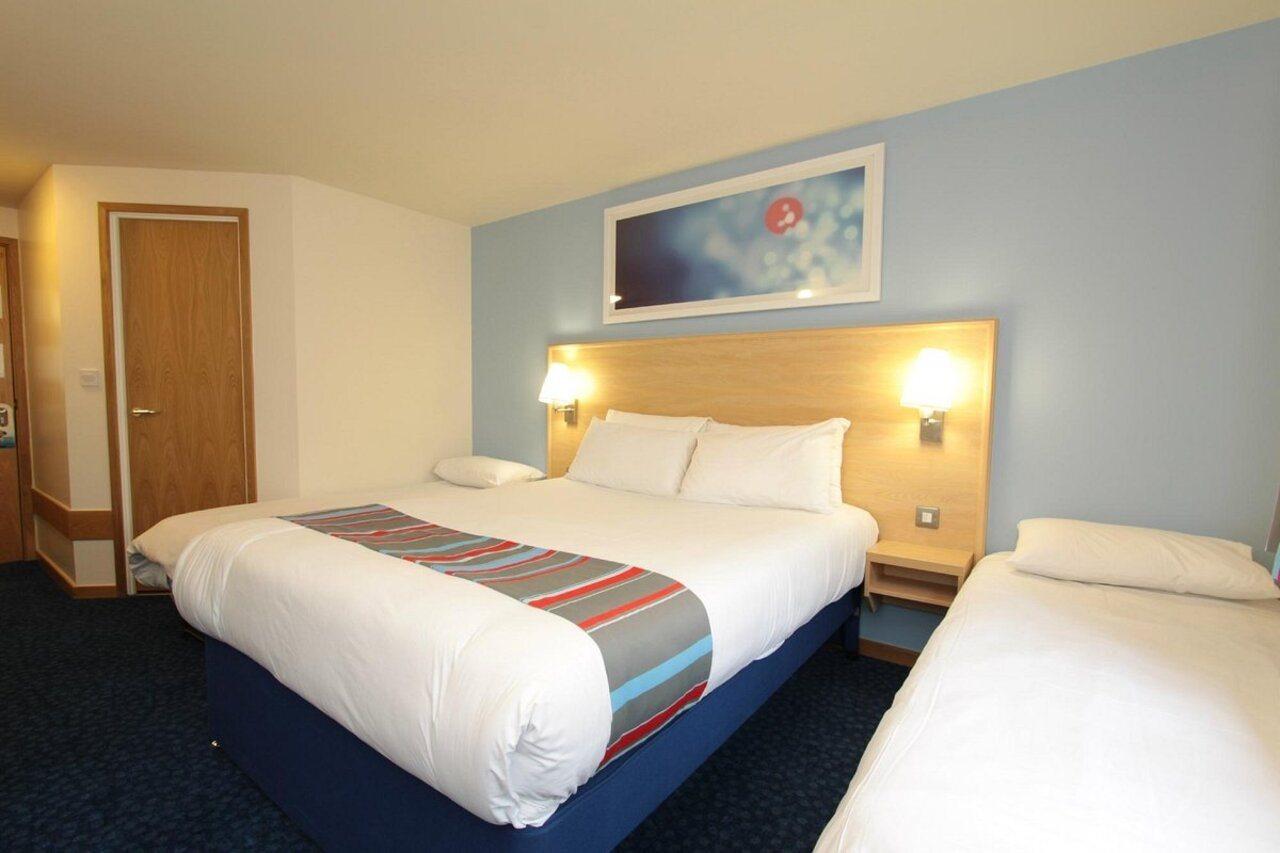 Travelodge Glasgow Airport Hotel Kültér fotó