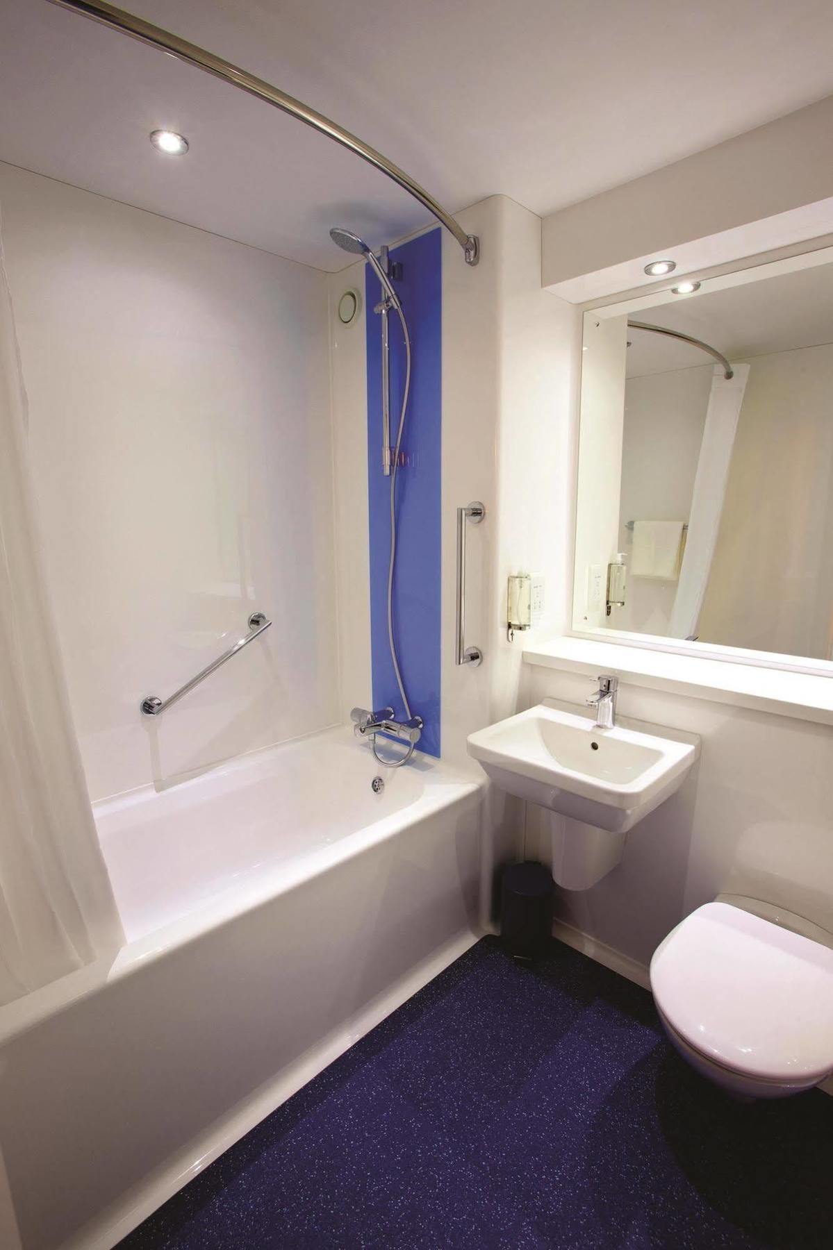 Travelodge Glasgow Airport Hotel Kültér fotó